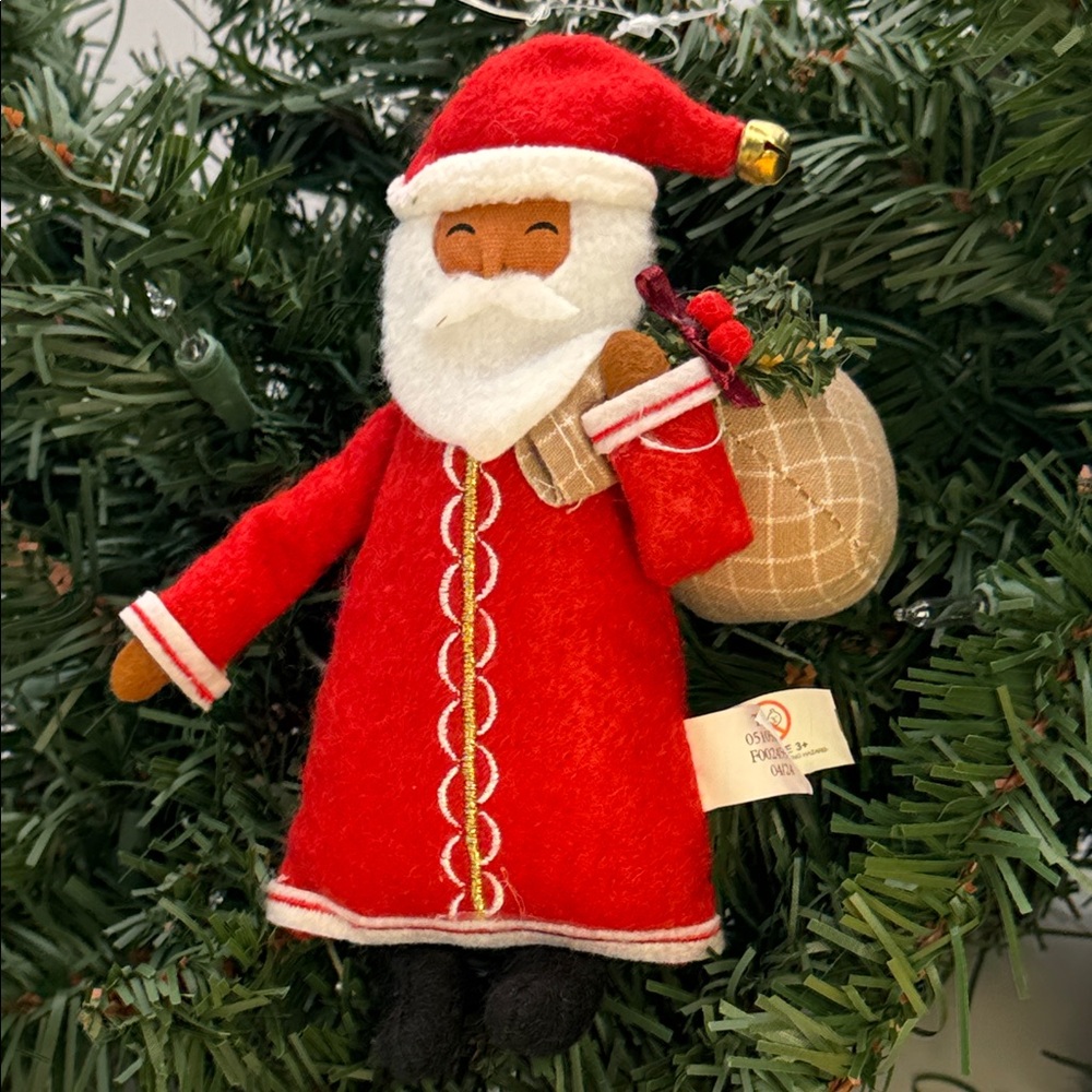 NWT Wondershop Felt Christmas Ornament
St Nick, Santa, Kris Kringle